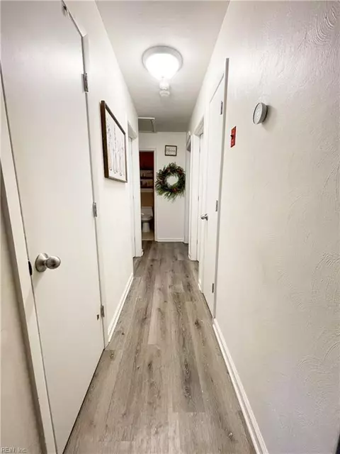 Entry Way - 38 Nathan St, Hampton, VA 23669 photo 2 of 2