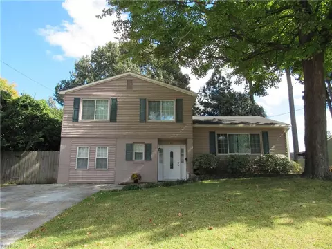 452 Dauphin Ln, Virginia Beach, VA 23452