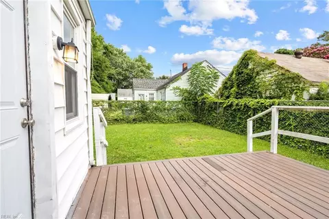 Exterior - 2104 Pershing Ave, Norfolk, VA 23509 photo 9 of 13