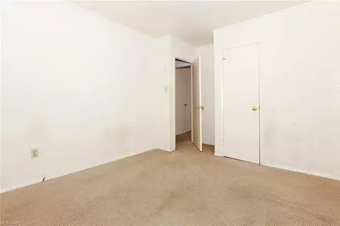 1015 Rollins Cir, Hampton, VA 23663 photo 15