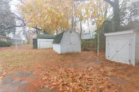 1015 Rollins Cir, Hampton, VA 23663 photo 27