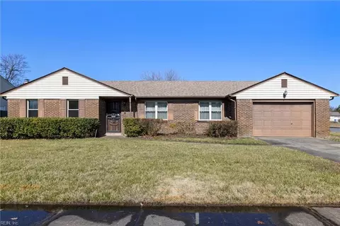 3100 Guenevere Dr, Chesapeake, VA 23323