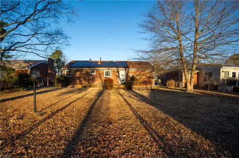 245 Newcastle Ct, Hampton, VA 23666 photo 13