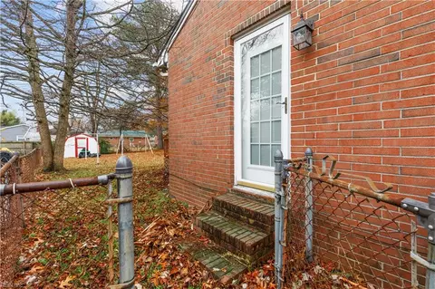 245 Newcastle Ct, Hampton, VA 23666 photo 22