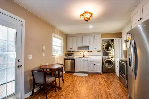 245 Newcastle Ct, Hampton, VA 23666 photo 7