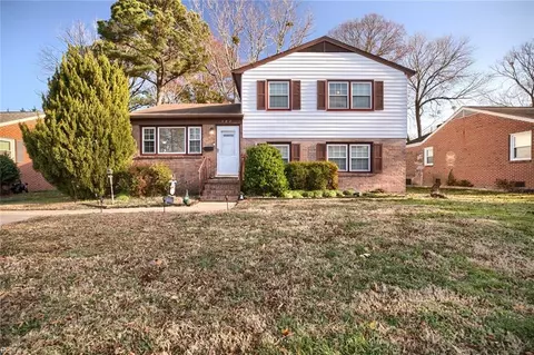 127 Margaret Dr, Hampton, VA 23669