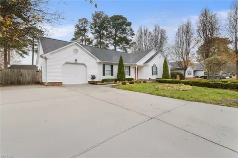 2427 Cherry Blossom Dr, Suffolk, VA 23434 photo 2