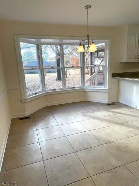 100 Salt Pond Rd, Hampton, VA 23664 photo 4