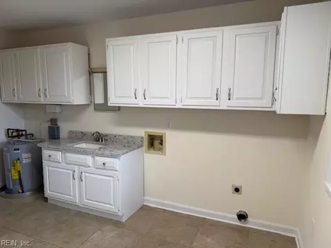 100 Salt Pond Rd, Hampton, VA 23664 photo 7