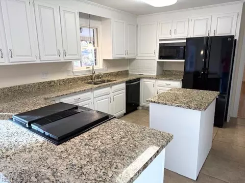 100 Salt Pond Rd, Hampton, VA 23664 photo 6
