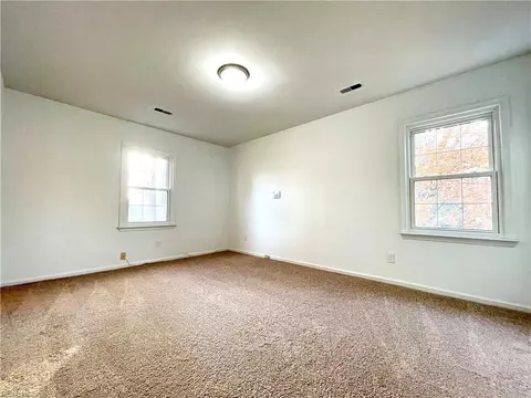 Bedroom - 12 Kings Landing Ln, Hampton, VA 23669 photo 3 of 9