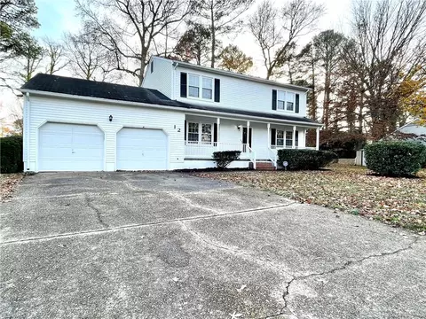 Exterior - 12 Kings Landing Ln, Hampton, VA 23669 photo 4 of 4