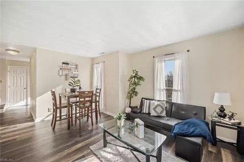 983 Green St, Portsmouth, VA 23704