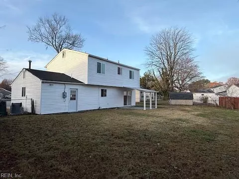 Exterior - 702 Whitney Ct, Hampton, VA 23669 photo 4 of 5
