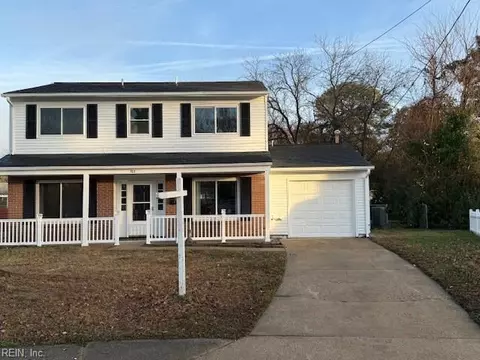 Exterior - 702 Whitney Ct, Hampton, VA 23669 photo 1 of 5