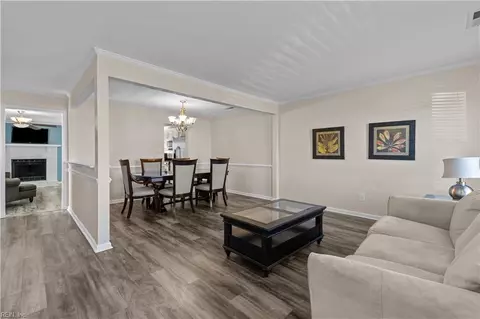 1572 Sword Dancer Dr, Virginia Beach, VA 23454