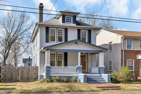 1516 Jackson Ave, Chesapeake, VA 23324