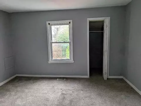 Bedroom - 646 Pocahontas Pl, Hampton, VA 23661 photo 2 of 4