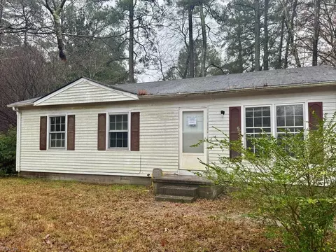 119 Williamson Dr, Williamsburg, VA 23188