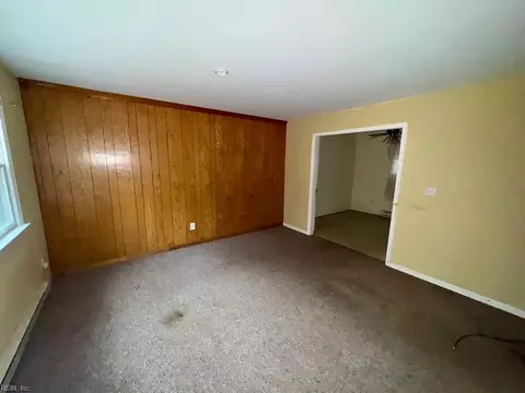 Living - 6090 Centerville Rd, Williamsburg, VA 23188 photo 1 of 3