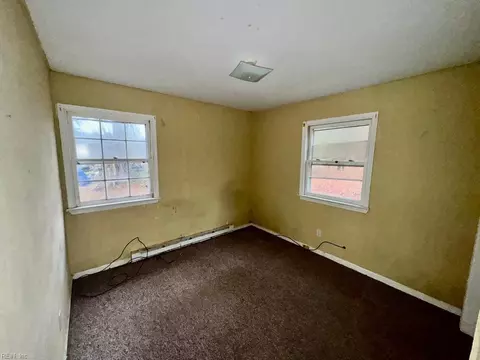 Bedroom - 6090 Centerville Rd, Williamsburg, VA 23188 photo 4 of 7
