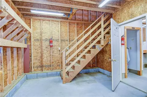 145 Abilene Ave, Norfolk, VA 23502 photo 32
