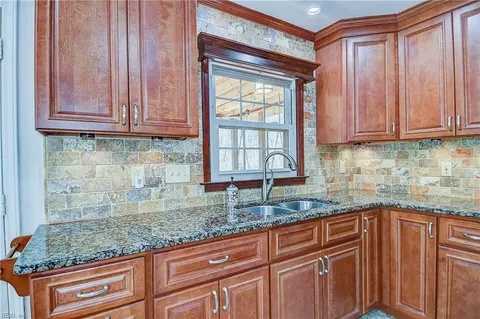 145 Abilene Ave, Norfolk, VA 23502 photo 11