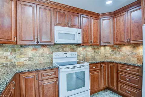 145 Abilene Ave, Norfolk, VA 23502 photo 12