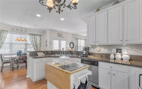 2102 Patrick Dr, Suffolk, VA 23435 photo 10