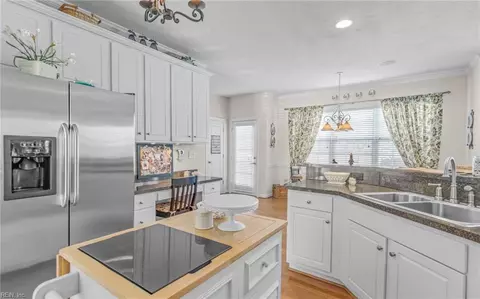 2102 Patrick Dr, Suffolk, VA 23435 photo 6