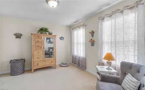 2102 Patrick Dr, Suffolk, VA 23435 photo 4