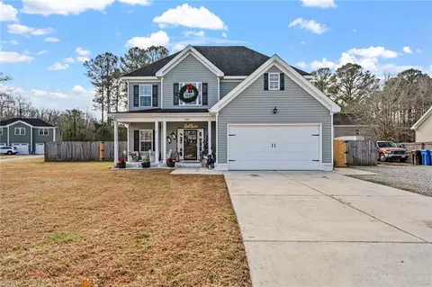 2005 Pocaty Creek Ln, Chesapeake, VA 23322