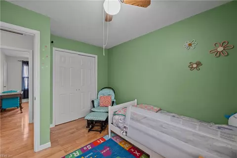 Bedroom - 23 Westview Dr, Hampton, VA 23666 photo 6 of 6
