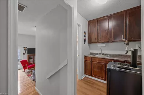 Entry Way - 23 Westview Dr, Hampton, VA 23666 photo 3 of 3