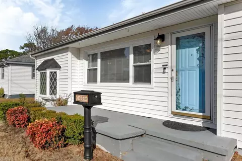 1620 Ramsey Rd, Norfolk, VA 23503 photo 3