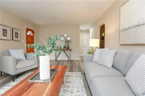 1210 Tulip St, Hampton, VA 23663 photo 6