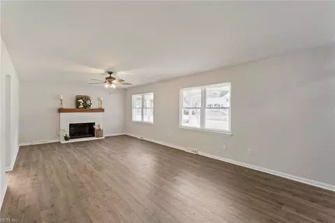 Living - 8 Overton Dr, Hampton, VA 23666 photo 3 of 5