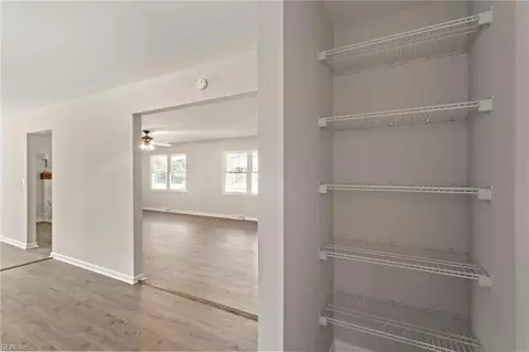 Entry Way - 8 Overton Dr, Hampton, VA 23666 photo 3 of 6