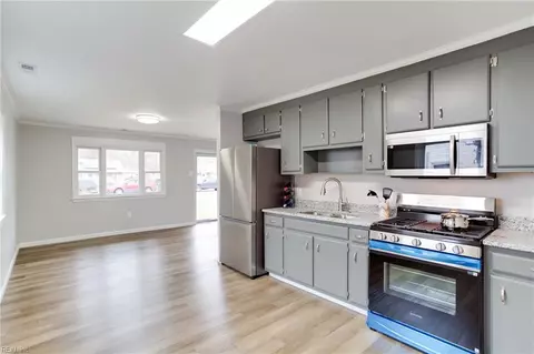 1932 Rawood Dr, Hampton, VA 23663