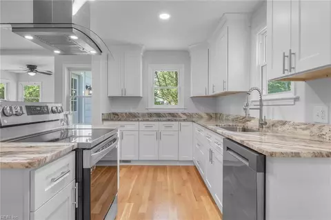 108 Sycamore Rd, Franklin, VA 23851