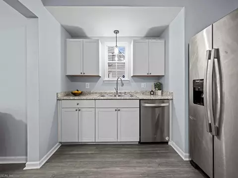 Kitchen - 64 Henry St, Hampton, VA 23669 photo 2 of 5