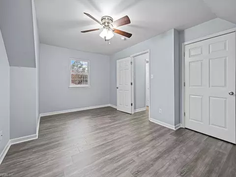 Bedroom - 64 Henry St, Hampton, VA 23669 photo 6 of 10