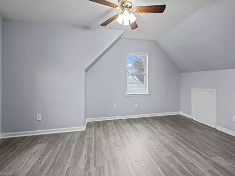 Bedroom - 64 Henry St, Hampton, VA 23669 photo 8 of 10
