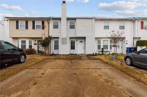 1157 Old Clubhouse Rd, Virginia Beach, VA 23452