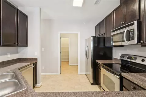 2004 Rustads Cir, Williamsburg, VA 23188 photo 13