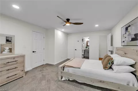 Bedroom - 7044 Gregory Dr, Norfolk, VA 23513 photo 3 of 8