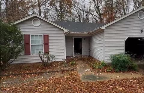 125 Lane Cres, Smithfield, VA 23430