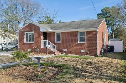 11 Warner Rd, Hampton, VA 23666 photo 2