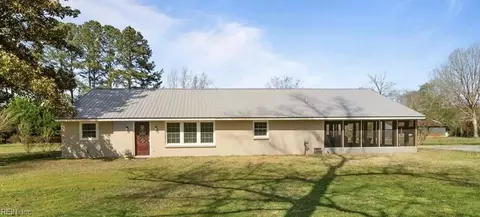 504 Butterfly Dr, Chesapeake, VA 23322