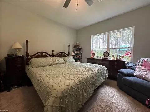 Bedroom - 9540 Pineview Rd, Suffolk, VA 23437 photo 6 of 7
